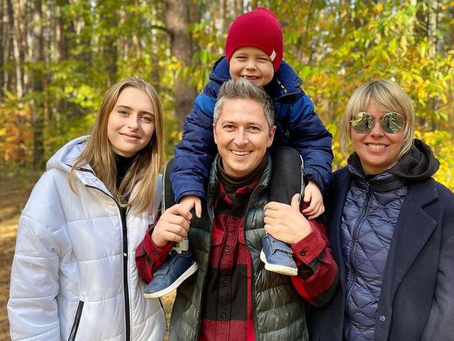 Александр Педан с семьей