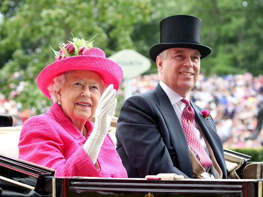 Елизавета ІІ и Принц Эндрю