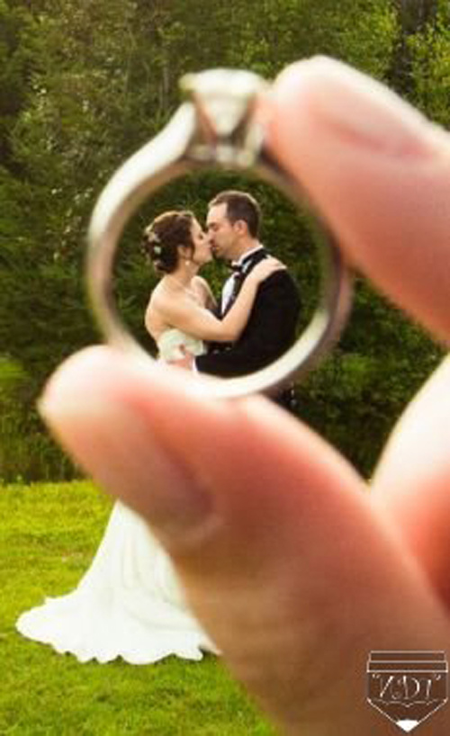 Оригинальные свадебные фото с кольцами