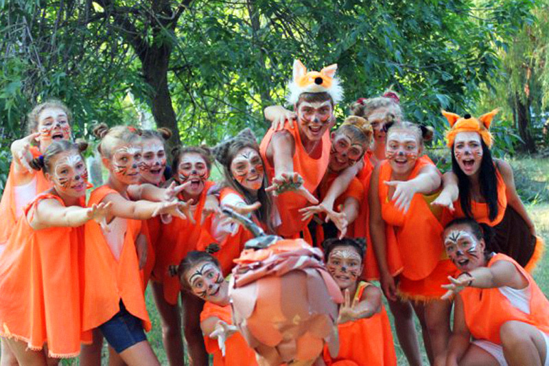 Літній табір для дітей 2016: Червона гвоздика