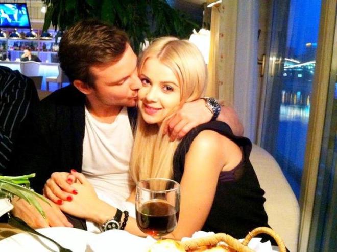 Мика Ньютон