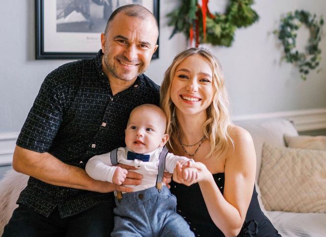 Екатерина Репяхова и Виктор Павлик с сыном