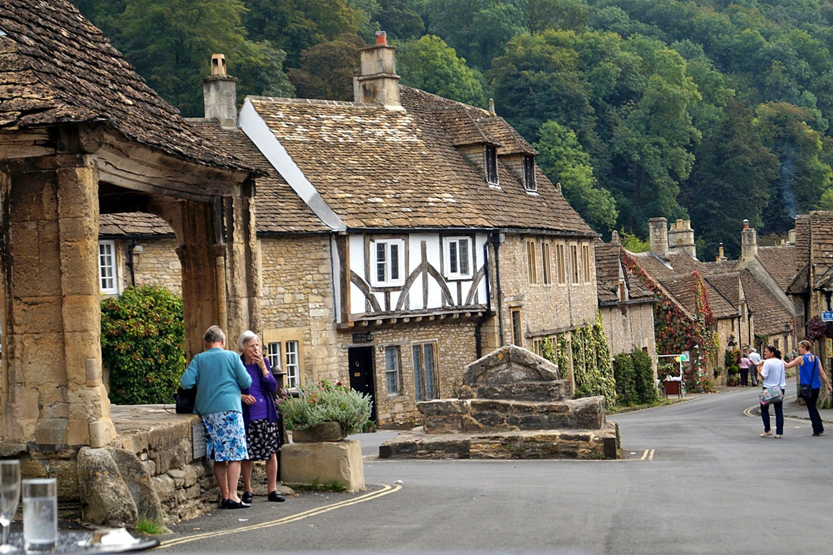 Деревня Castle Combe