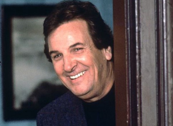 Денні Аєлло