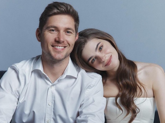 Остапчук поділився рецептом сирників, якими балує вагітну дружину