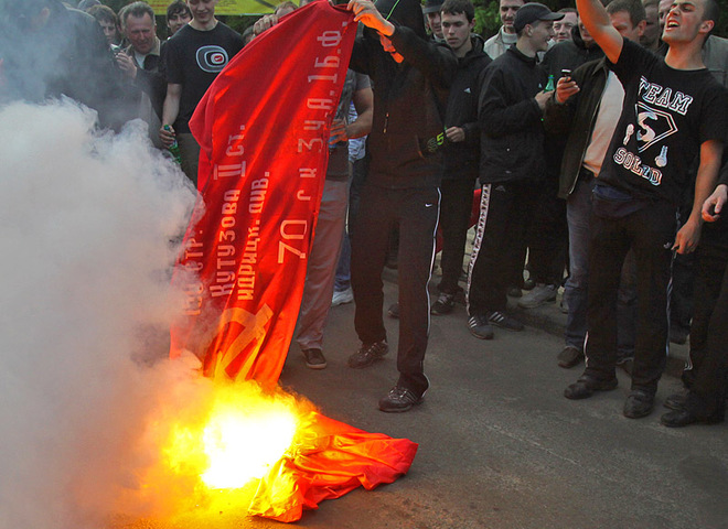 Сожжение флага во Львове