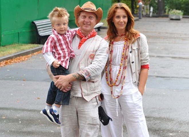 Тину Кароль не устроил гонорар за премьеру Бригады - М