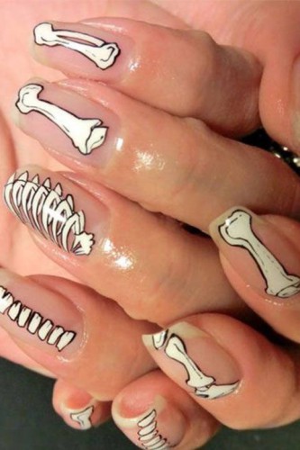 Прикольный маникюр на Хэллоуин