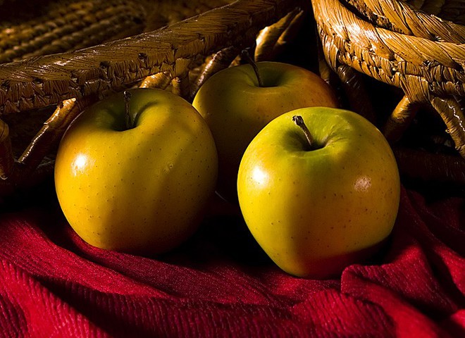 Яблучна дієта: сита і струнка