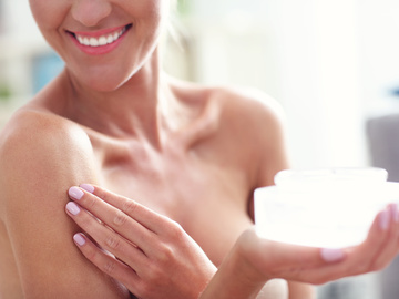 Як доглядати за шкірою грудей