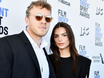 Емілі Ратаковські розповіла, чому довгий час не подавала на розлучення з чоловіком-зрадником