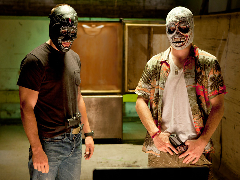 Кадры из фильма "Дикари"