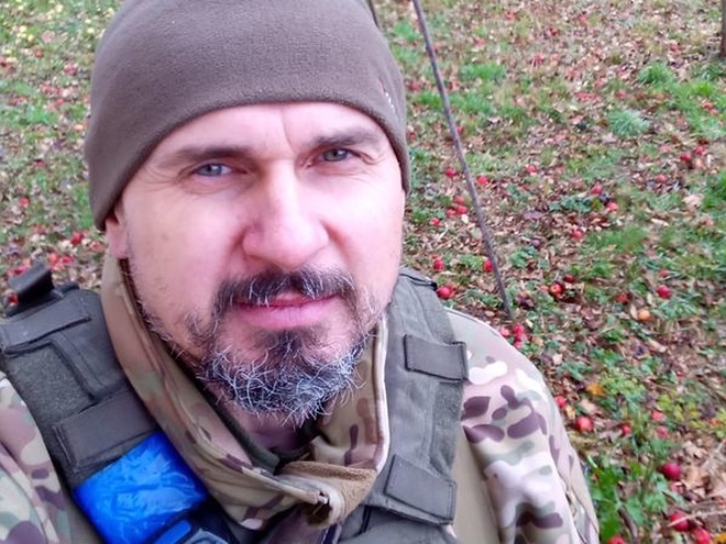 Олег Сенцов повернувся з фронту, щоб відсвяткувати день народження з маленьким сином