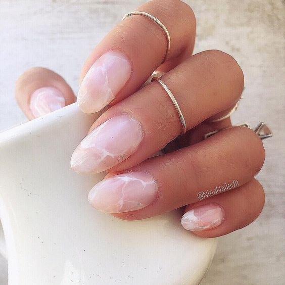 Маникюр на длинные ногти: 4 стильных варианта nail art