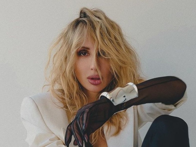 "Обожнюю метро Парижа": Лобода показала, як користується французькою підземкою