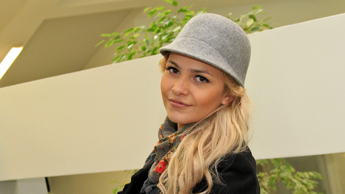 Юлия из шоу Холостяк 4