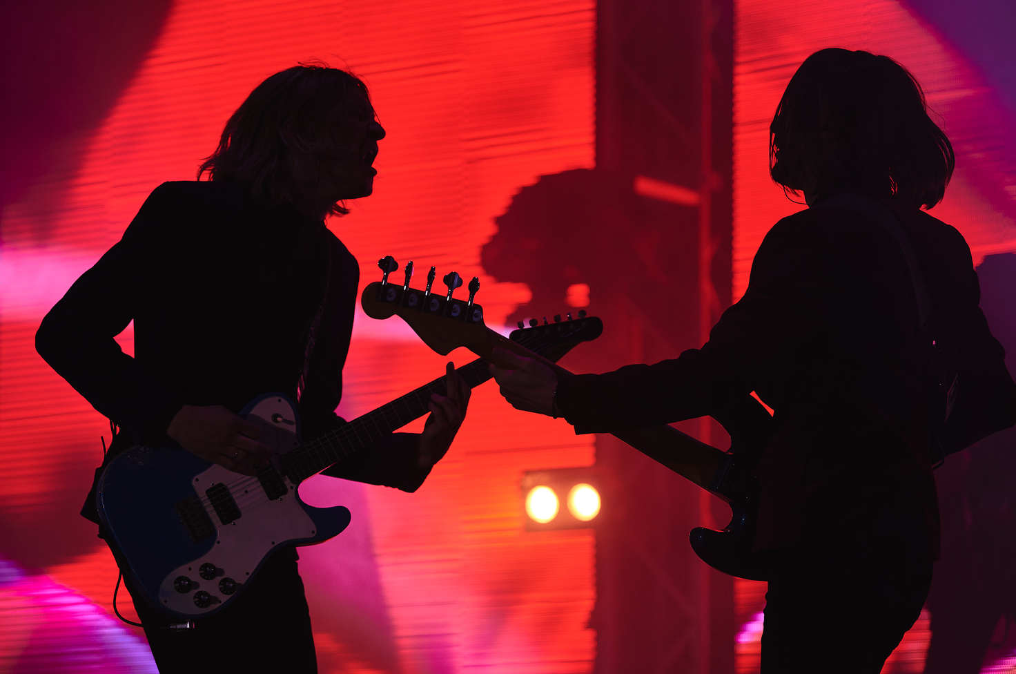 Антитіла в стадионном туре Hello