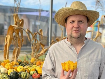 Соліст гурту «ТіК» Віктор Бронюк показав себе у студентські роки