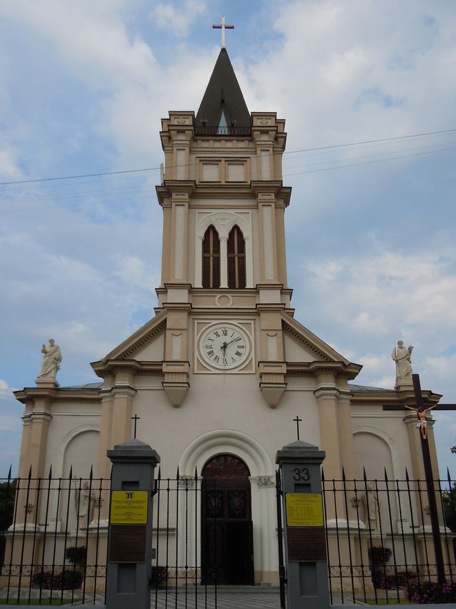 Найвідоміші католицькі храми України