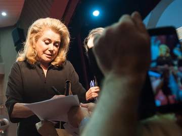 Катрин Денев на творческой встрече в Одессе: ТОП-5 цитат легендарной актрисы