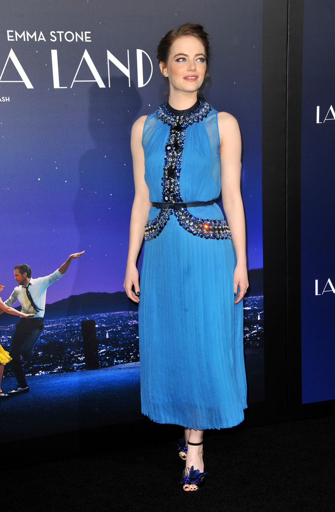 Образ дня: Эмма Стоун на премьере фильма "Ла-Ла Ленд"