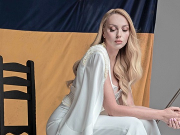 Оля Полякова випустила трек «Пташка»: головною героїнею mood-video стала хоробрий школярка з Краматорська Яна Степаненко