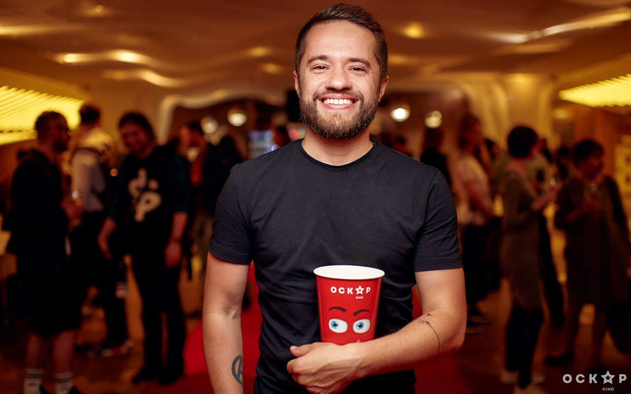 В Киеве состоялась премьера эротической комедии "Клубничка"