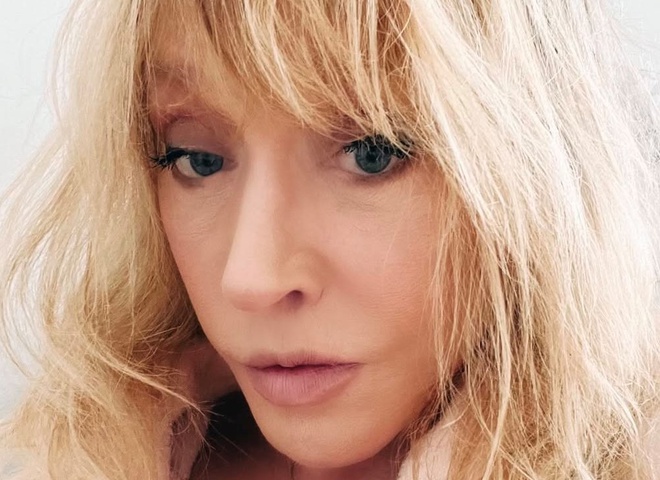 Алла Пугачова представила пісні про війну