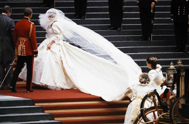 39 років від дня весілля принца Чарльза і принцеси Діани