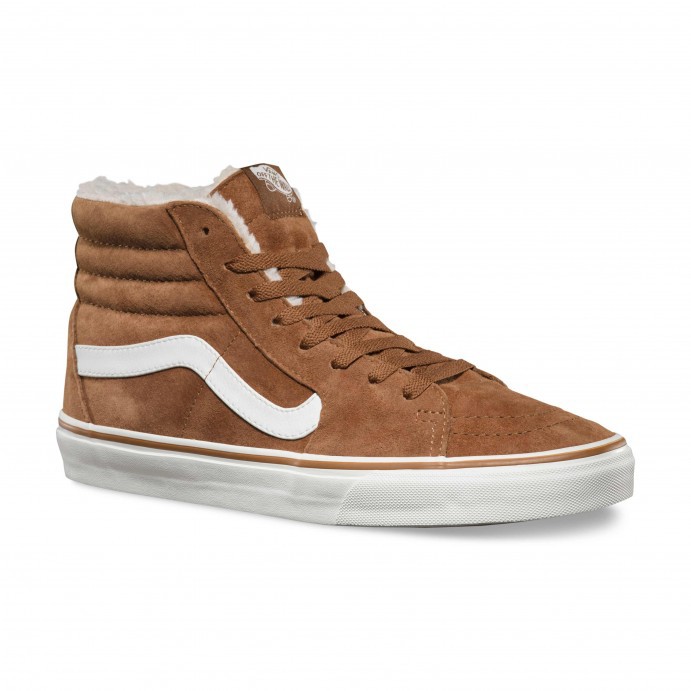 Выбираем обувь: зимние кроссовки