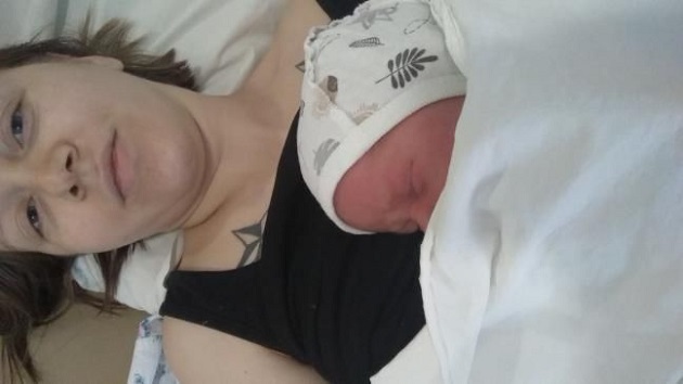 Алина Шевченко родила первенца