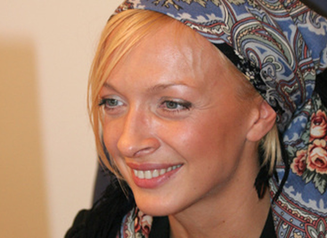 Фролова станет ведущей рубрики Хочу евро