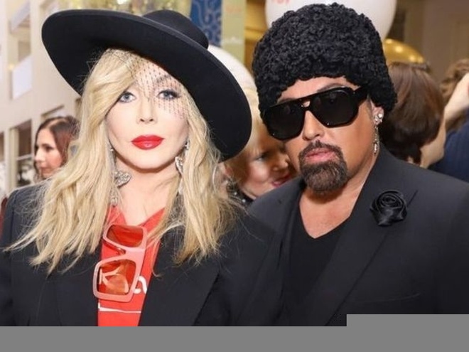 Білик пригадала, як Коляденко під час сварки викинув диван з вікна