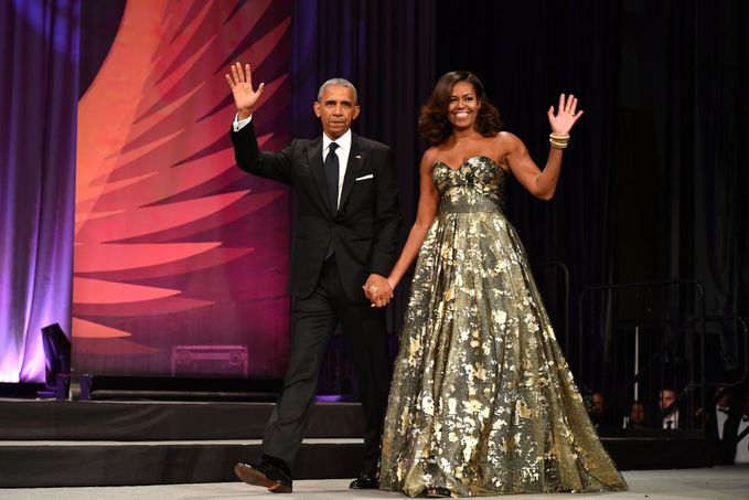 Уходи красиво: Мишель Обама стала иконой стиля 2016 года 