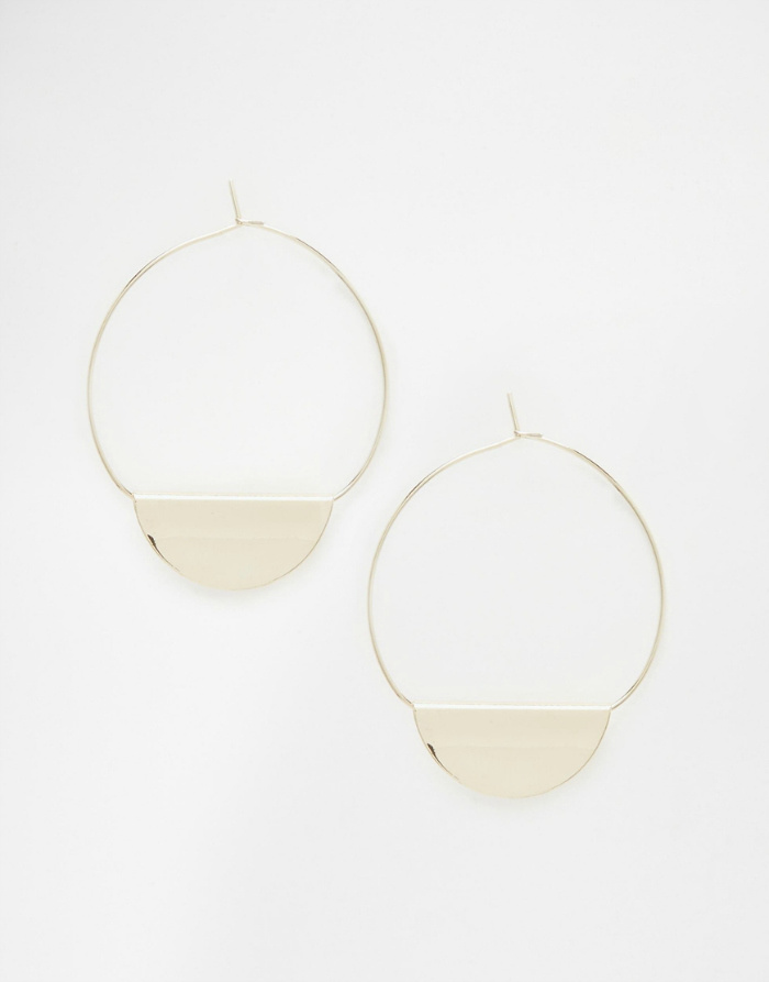 Модный тренд: круглые серьги