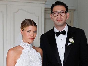 Вагітна Софія Річі поділилася відео моменту, коли вона дізналася стать дитини