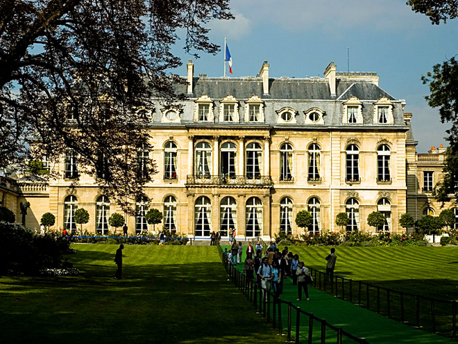 Елисейский дворец в Париже