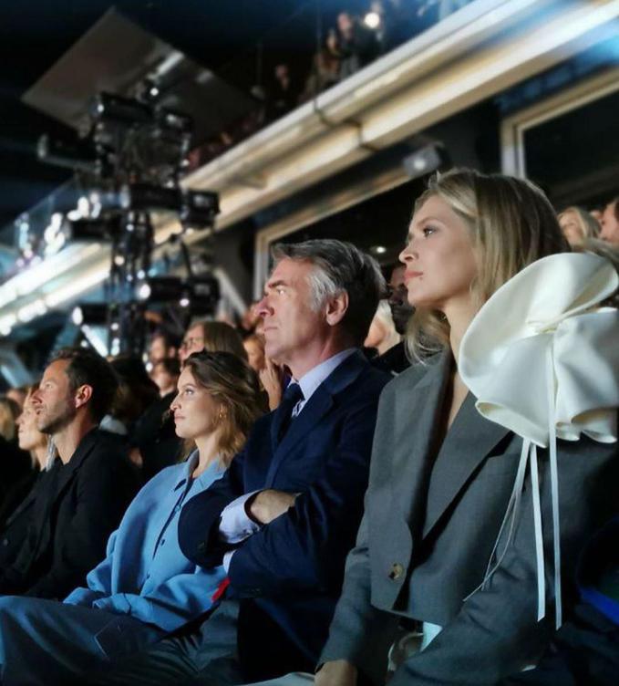 Віра Брежнєва на показі Etam на Паризькому тижні моди