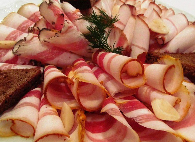 Как засолить вкусное сало