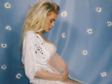 «Наплакалась»: вагітна Гросу показала, як вперше купувала одяг для майбутнього сина