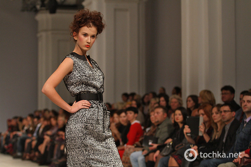 Показ Татьяна ЗЕМСКОВА / Елена ВОРОЖБИТ