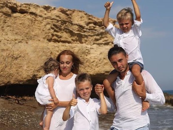 Alyosha привітала з 3-річчям доньку від Тараса Тополі та показала її нове фото