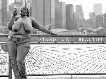 Топлес: круто чи огидно