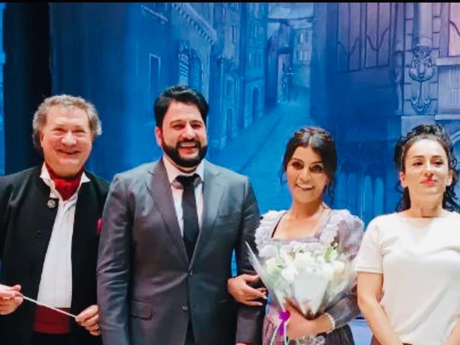 Головного диригента Одеської опери звільнили за фото з чоловіком путіністки Нетребко: реакція музиканта