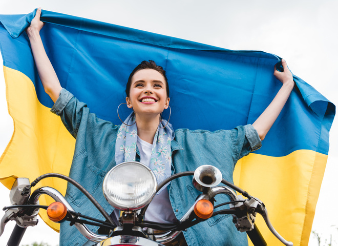 Яке свято відзначають 23 серпня