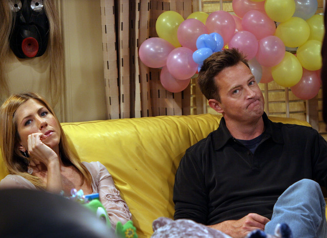 Дженніфер Еністон поділилася одним з останніх повідомлень від Меттью Перрі