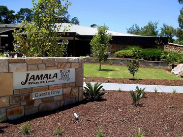 Отель с дикими животными: Jamala Wildlife Lodge