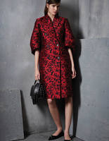 Что надеть: практичный гламур в новом лукбуке Michael Kors Что надеть: практичный гламур в новом лукбуке Michael Kors