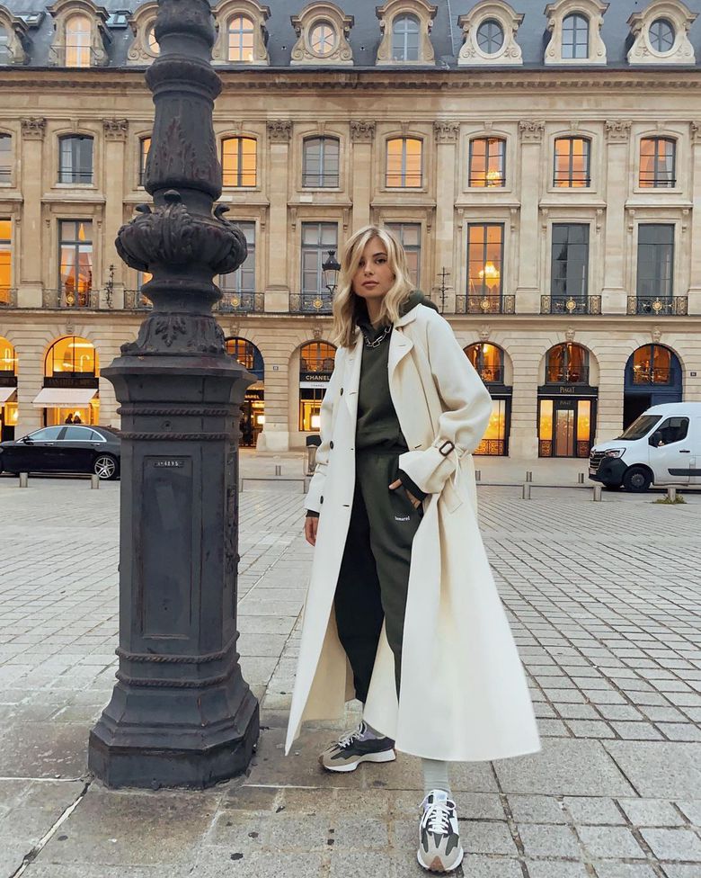 Глибокий зелений - універсальні кольори в гардеробі 2021