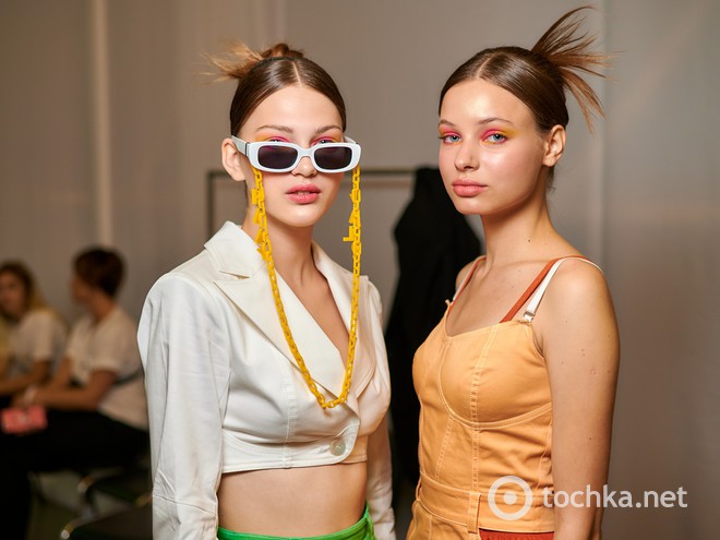 Backstage третього дня Ukrainian Fashion Week noseason sept 2021